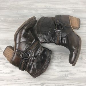 Dingo Metro Harness Leather Ankle Boots, Sz 9